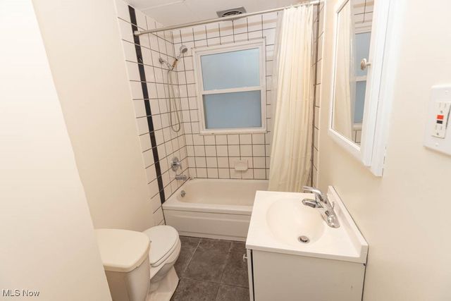 1598 Alameda Avenue, Lakewood, OH 44107