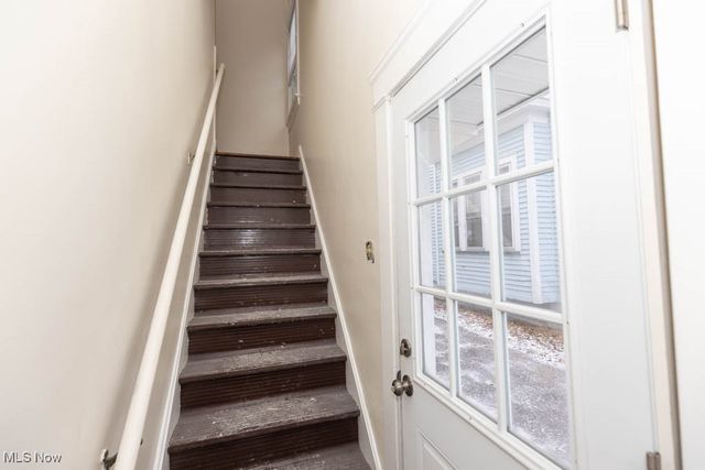 1598 Alameda Avenue, Lakewood, OH 44107