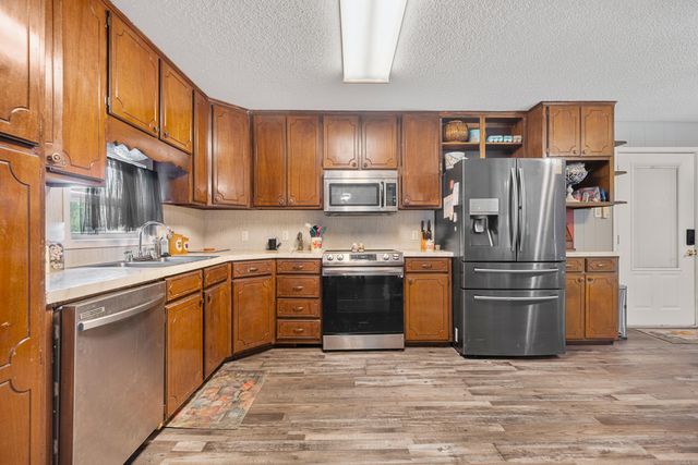 112 Kathy Lane, Hot Springs, AR 71913