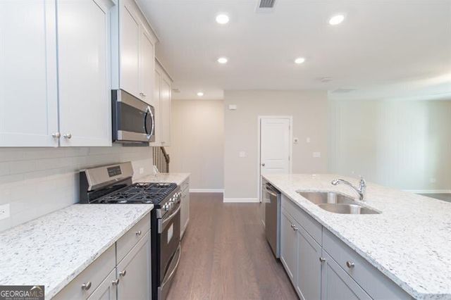 1626 Lansing Bluff Walk 1626, Lawrenceville, GA 30043