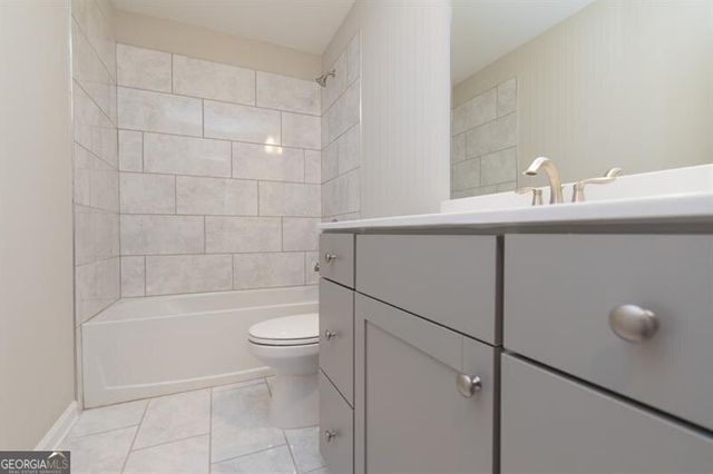 1626 Lansing Bluff Walk 1626, Lawrenceville, GA 30043