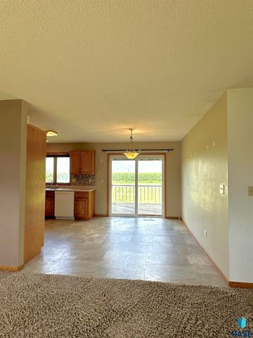 26967 Elmen Pl, Sioux Falls, SD 57108