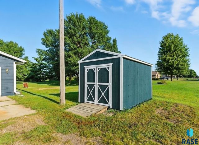 26967 Elmen Pl Place, Sioux Falls, SD 57108