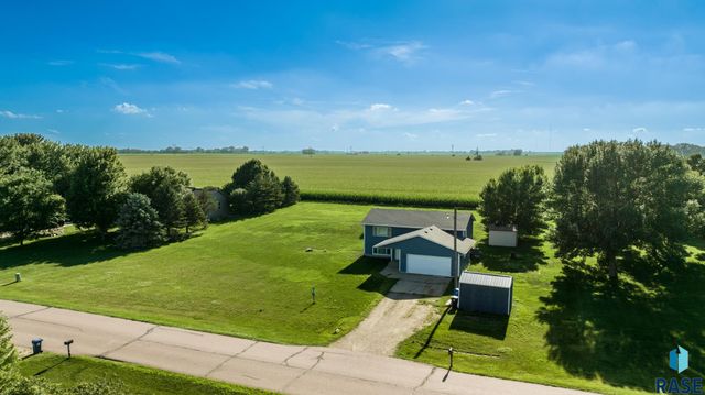 26967 Elmen Pl, Sioux Falls, SD 57108
