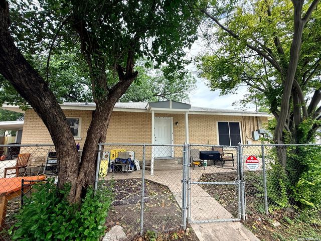 2604 Chihuahua Street, San Antonio, TX 78207