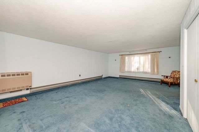 731 Hilldale Ave, Haverhill, MA 01832