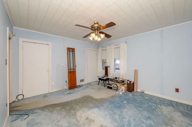 731 Hilldale Ave, Haverhill, MA 01832