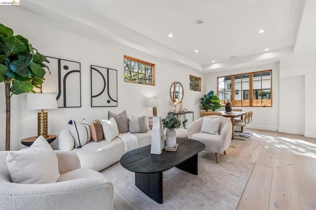 3023 Bateman St, Berkeley, CA 94705