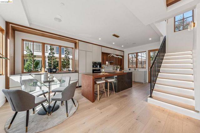 3023 Bateman St, Berkeley, CA 94705