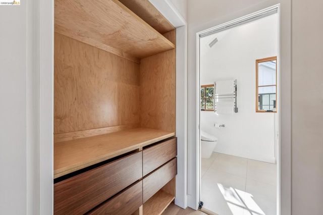 3023 Bateman St, Berkeley, CA 94705