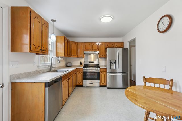 59 Cedar Hill Road, Newtown, CT 06470