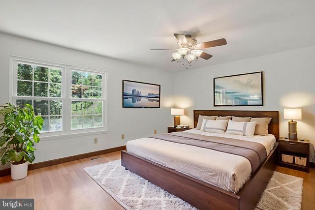 6327 JOSLYN, Cheverly, MD 20785