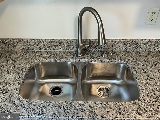 6327 JOSLYN, Cheverly, MD 20785