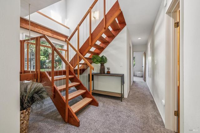 215 Bungalow Ave, San Rafael, CA 94901