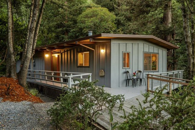 215 Bungalow Ave, San Rafael, CA 94901