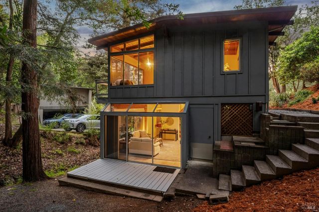 215 Bungalow Ave, San Rafael, CA 94901