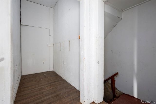 2305 Junction Street, Detroit, MI 48209