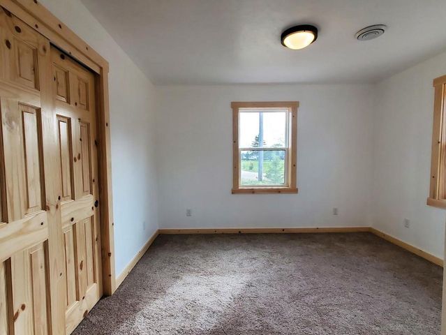 247 E MADISON STREET, Clintonville, WI 54929