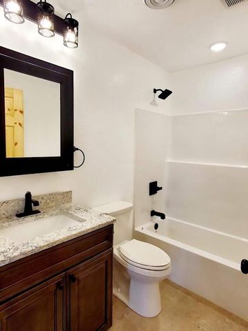 247 E MADISON STREET, Clintonville, WI 54929