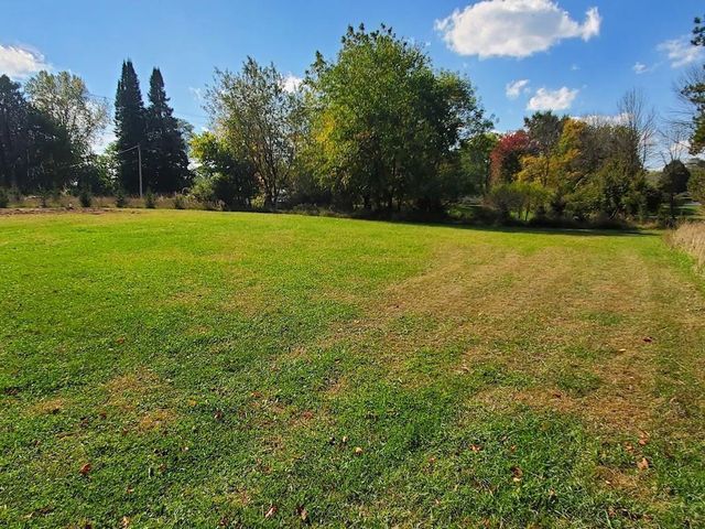 247 E MADISON STREET, Clintonville, WI 54929
