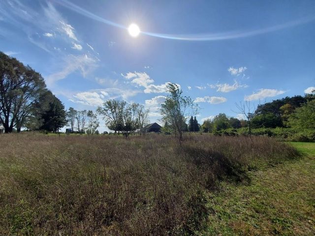 247 E MADISON STREET, Clintonville, WI 54929