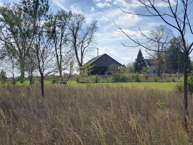 247 E MADISON STREET, Clintonville, WI 54929