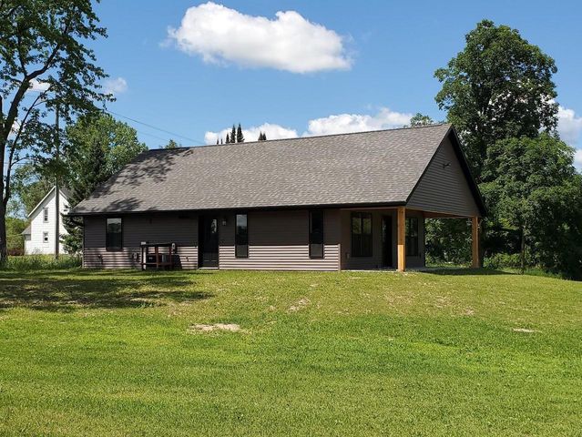 247 E MADISON STREET, Clintonville, WI 54929