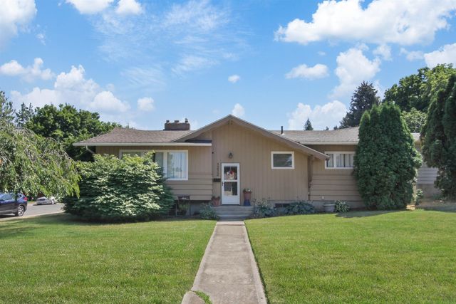 1212 S Ferrall Ct, Spokane, WA 99202