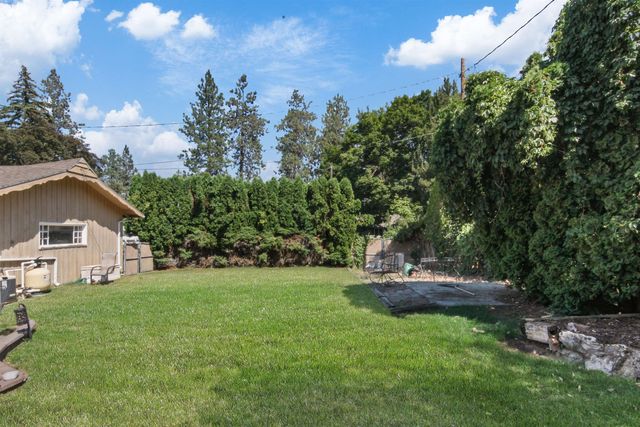 1212 S Ferrall Ct, Spokane, WA 99202
