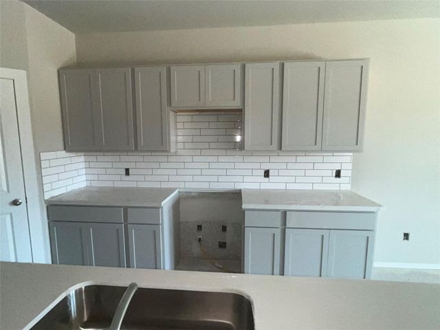 229 Orchard Laurel Drive, Alvin, TX 77511