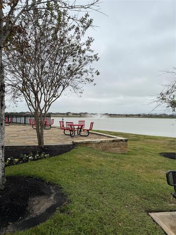 1543 Loose Stone Drive, Rosharon, TX 77583