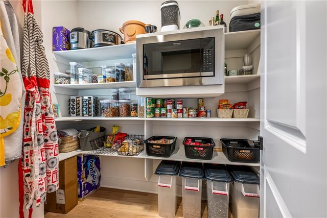 18 Merritt Drive, Bella Vista, AR 72714