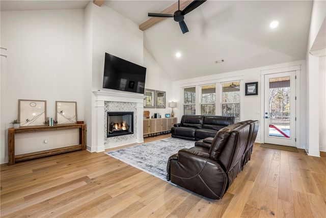 18 Merritt Drive, Bella Vista, AR 72714