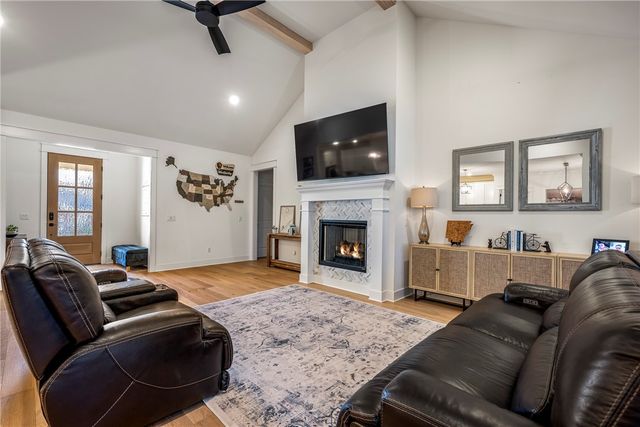 18 Merritt Drive, Bella Vista, AR 72714