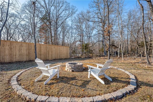 18 Merritt Drive, Bella Vista, AR 72714