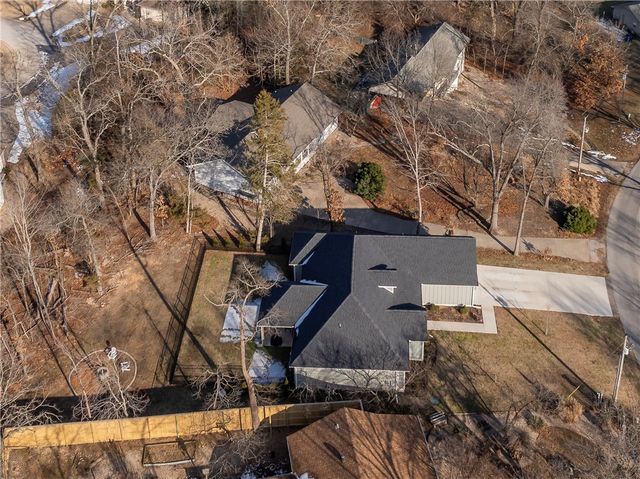 18 Merritt Drive, Bella Vista, AR 72714