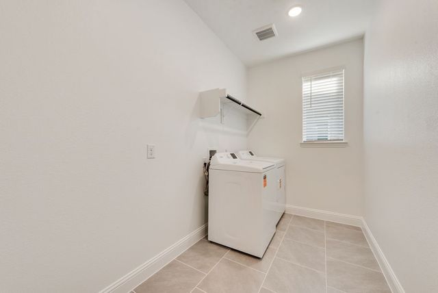 201 Hatherley Street, Little Elm, TX 75068