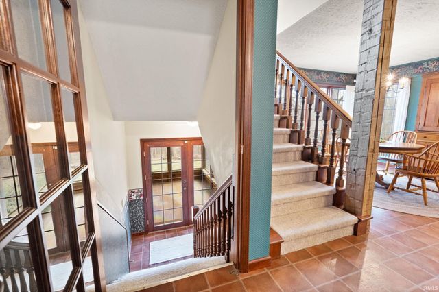 925 W Oakwood Lane, Paoli, IN 47454