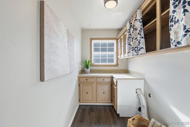 8417 E 64th Place, Tulsa, OK 74133