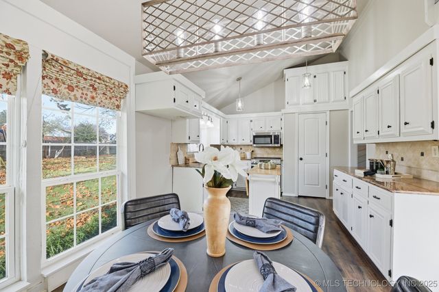 8417 E 64th Place, Tulsa, OK 74133