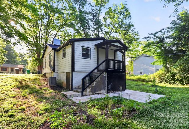 2958 Reid Avenue, Charlotte, NC 28208