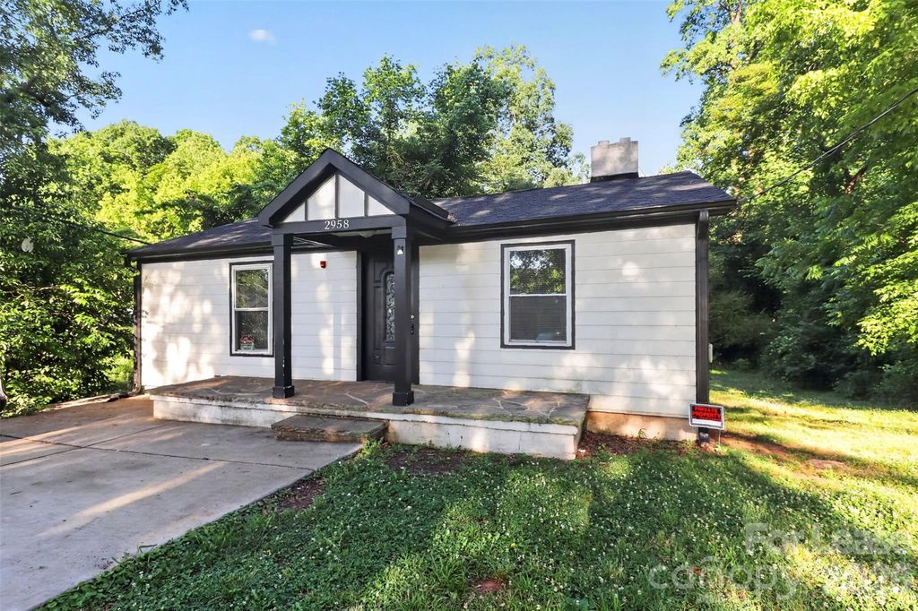 2958 Reid Avenue, Charlotte, NC 28208
