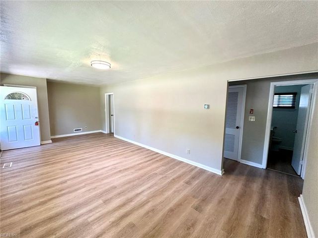1049 Baker RD, Virginia Beach, VA 23455