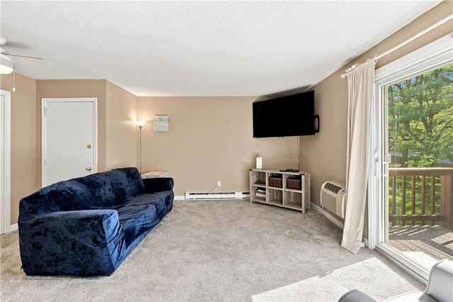 5 Apple Valley Parkway 12, Smithfield, RI 02828