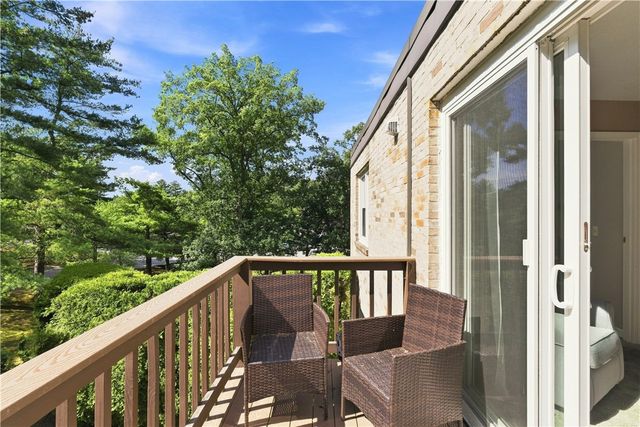 5 Apple Valley Parkway 12, Smithfield, RI 02828