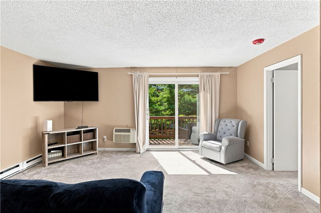 5 Apple Valley Parkway 12, Smithfield, RI 02828