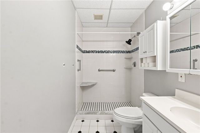 5 Apple Valley Parkway 12, Smithfield, RI 02828
