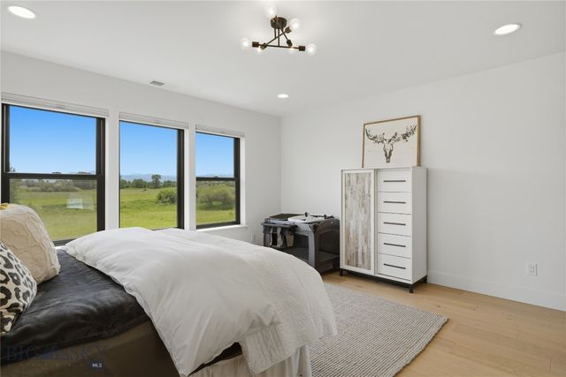 284 Riparian Way, Bozeman, MT 59718