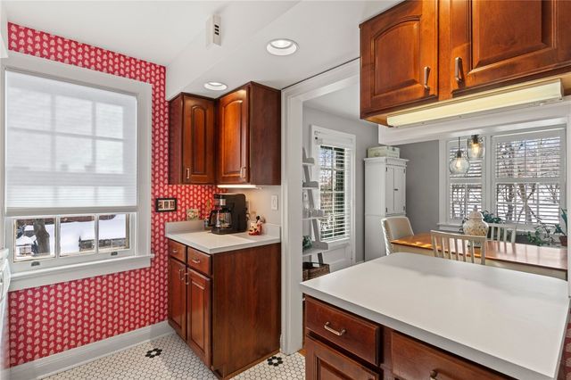 401 Olympia, Mt Washington, PA 15211