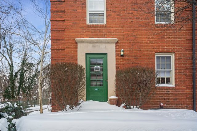 401 Olympia, Mt Washington, PA 15211